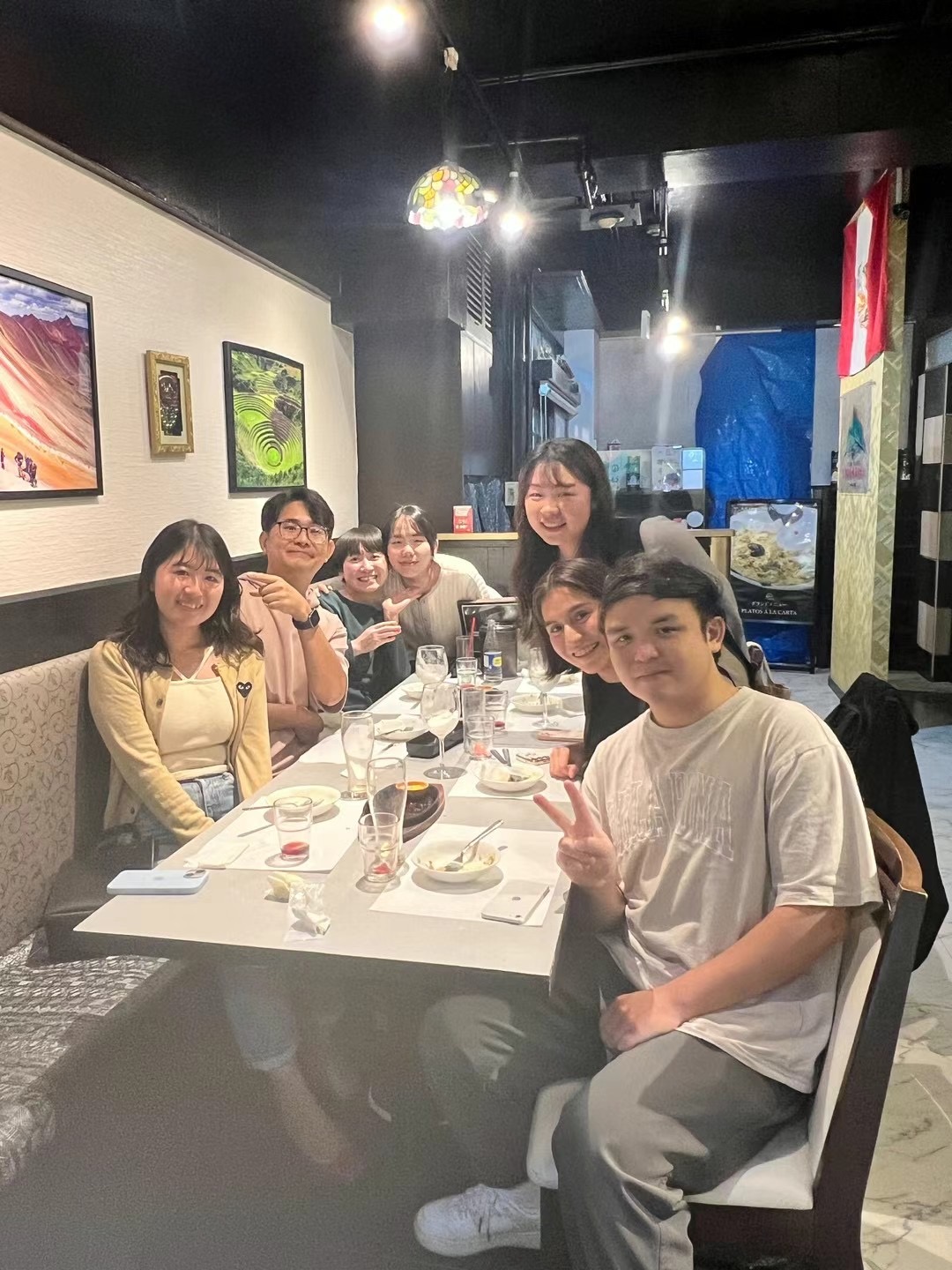 友人との縦位置のスナップ写真